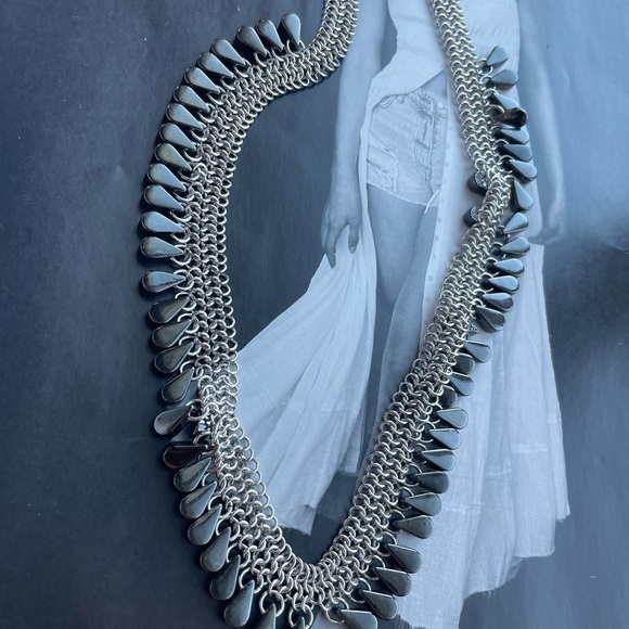 - New - BR  statement necklace - Picture 3 of 5